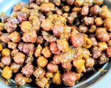 A picture of step 4 of Gugni with kala chana.