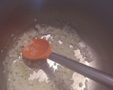 Foto del paso 3 de la receta: Crema de tomate con bolas de espinacas