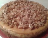 A picture of step 9 of 'Dulce de Leche' ricotta cheesecake with caramelized hazelnuts.