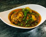 A picture of step 3 of Tri spices chicken matar.