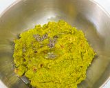 பொன்னாங்கண்ணிக் கீரை துவையல்/ சட்னி🌿 ரெசிபி ஸ்டேப் 3 புகைப்படம்
