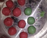 Foto langkah ke 4 dari resep Klepon simple Enak.