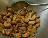 A picture of step 4 of Crunch Crunch Chinese-Flavored Cashews.