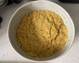 A picture of step 1 of Tomato bulgur pilaf.