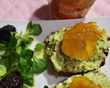 Foto del paso 6 de la receta: Tostas con aguacate, queso y mermelada de naranja