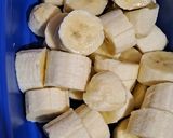 Foto del paso 1 de la receta: Rico helado de leche con plátano