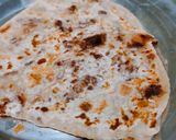 A picture of step 3 of Dates paratha.
