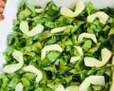 A picture of step 4 of Fattoush salad.