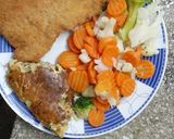 Foto del paso 8 de la receta: Milanesa de solomillo, con tortilla de fideos y ensalada de zanahoria y brócoli 🥕🥦