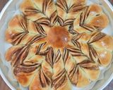 Foto langkah ke 12 dari resep Chocolate Star Bread.