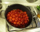 A picture of step 4 of Basic Tomato Sauce.