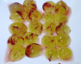 A picture of step 7 of Grape Mousse.