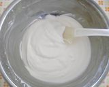 A picture of step 4 of Sakura No-Bake Cheesecake.