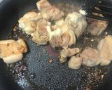 Foto langkah ke 4 dari resep Tumis Chicken dan Green pepper simple.