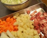 A picture of step 1 of Veggie-packed Minestrone.