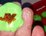Foto langkah ke 4 dari resep Klepon ketan lembut isi gula merah.