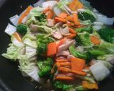 Foto langkah ke 5 dari resep Cap jay goreng simple.