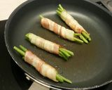 A picture of step 3 of Bacon haricots rolls.