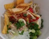 Foto langkah ke 7 dari resep Soto Ayam Kuah Kuning Bening.