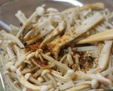 A picture of step 4 of Marinated Mushrooms for Dieters.