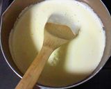 A picture of step 5 of Milk Bavarois.