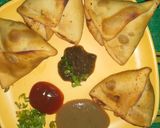 आलू मटर समोसा (Aloo Matar samosa recipe in Hindi) रेसिपी चरण 8 फोटो