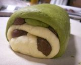 A picture of step 12 of Pain de Panda.