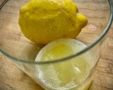 Foto del paso 1 de la receta Tarta de requeixo al limón con lemon crud y caramelo