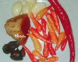 Foto langkah ke 2 dari resep Keripik Pangsit Bumbu Rujak.