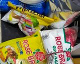 Foto langkah ke 1 dari resep Rosella Thumbprint Cookies.