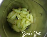 A picture of step 1 of Green Grapes Lassi.