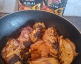 Foto langkah ke 2 dari resep Gulai Ayam Instan.