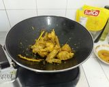 Foto langkah ke 5 dari resep Ayam goreng kampung spesial rumahan.
