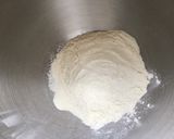 Une image de l'étape 1 de Pâte sablée aux amandes et lait.