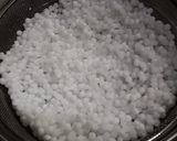 A picture of step 1 of Sabudana thali peeth.