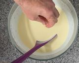 Foto del passaggio 5 della ricetta Mousse al Cioccolato Bianco e Lamponi