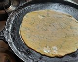 A picture of step 5 of Fresh methi leaves paratha.