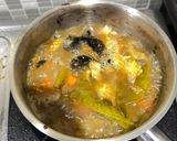 Foto langkah ke 4 dari resep Tomyam Jamur kuping ayam udang.