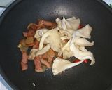 臘肉炒袖珍菇(簡單料理)的食譜步驟5照片