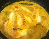 Foto langkah ke 6 dari resep Gulai Cumi Isi Tahu.