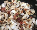 A picture of step 6 of Mushroom curry.