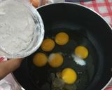 Foto langkah ke 2 dari resep Bolu ketan hitam panggang.