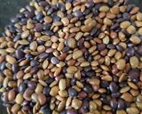 A picture of step 1 of Kollu sundal (south Indian snack).