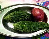 करैला का भुजिया (kerala ka bhujiya recipe in Hindi) रेसिपी चरण 1 फोटो