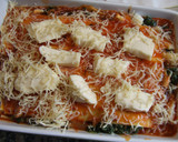 Foto del paso 7 de la receta: Lasaña de pollo y espinacas con queso fresco