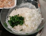 A picture of step 2 of Shrimp Fritters (Tortillas de Camarones).