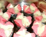 Foto langkah ke 5 dari resep Bolu kukus mekar.