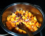 Foto del paso 2 de la receta: Crema de calabaza con jamón currado