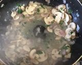 Foto del paso 4 de la receta: Tallarines en salsa de champiñones 🍽