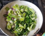 Foto del paso 2 de la receta: Budín de fideos de arroz y espinaca♥️🥬🥚🥗🍷